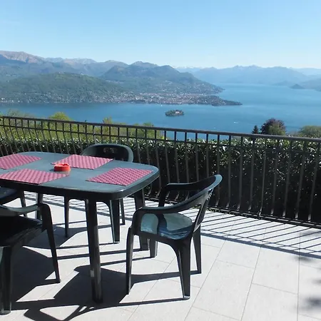 Casa Belvedere Apartman Stresa